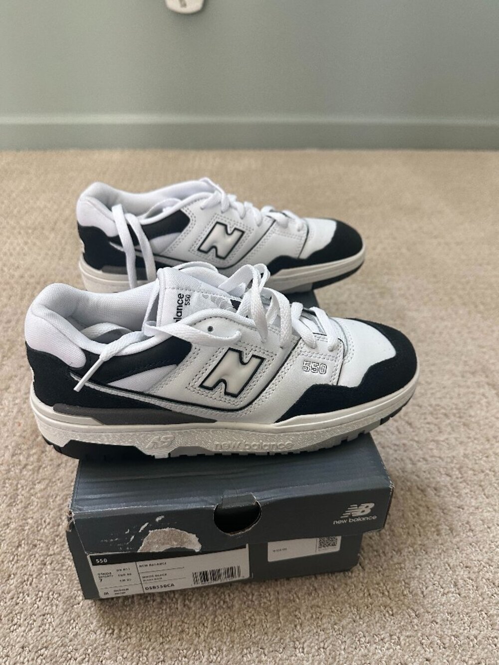 New Balance 550 White Black Sneakers Youth Size 7Y New In Box GSB550CA